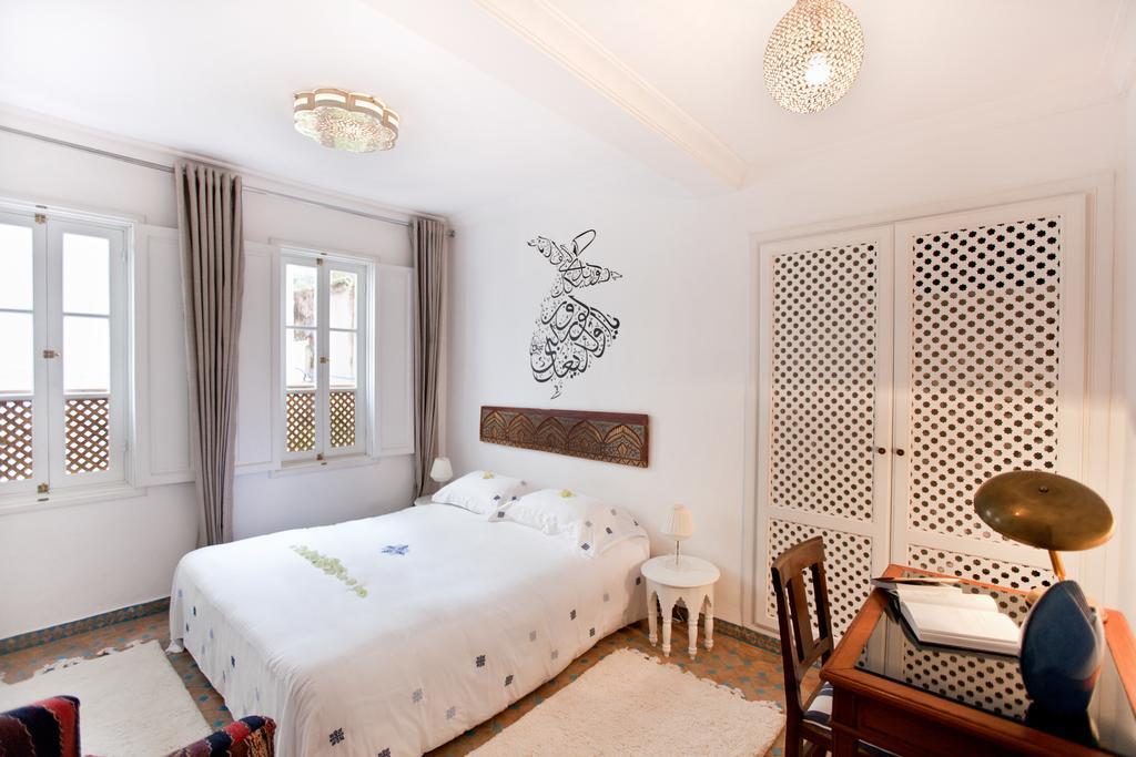 Albarnous Maison D'Hotes Tangier Exterior photo